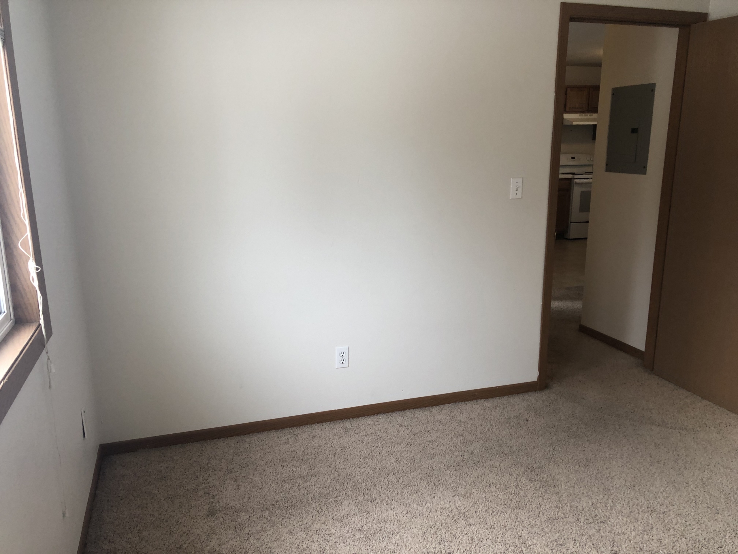 428 S 4th St