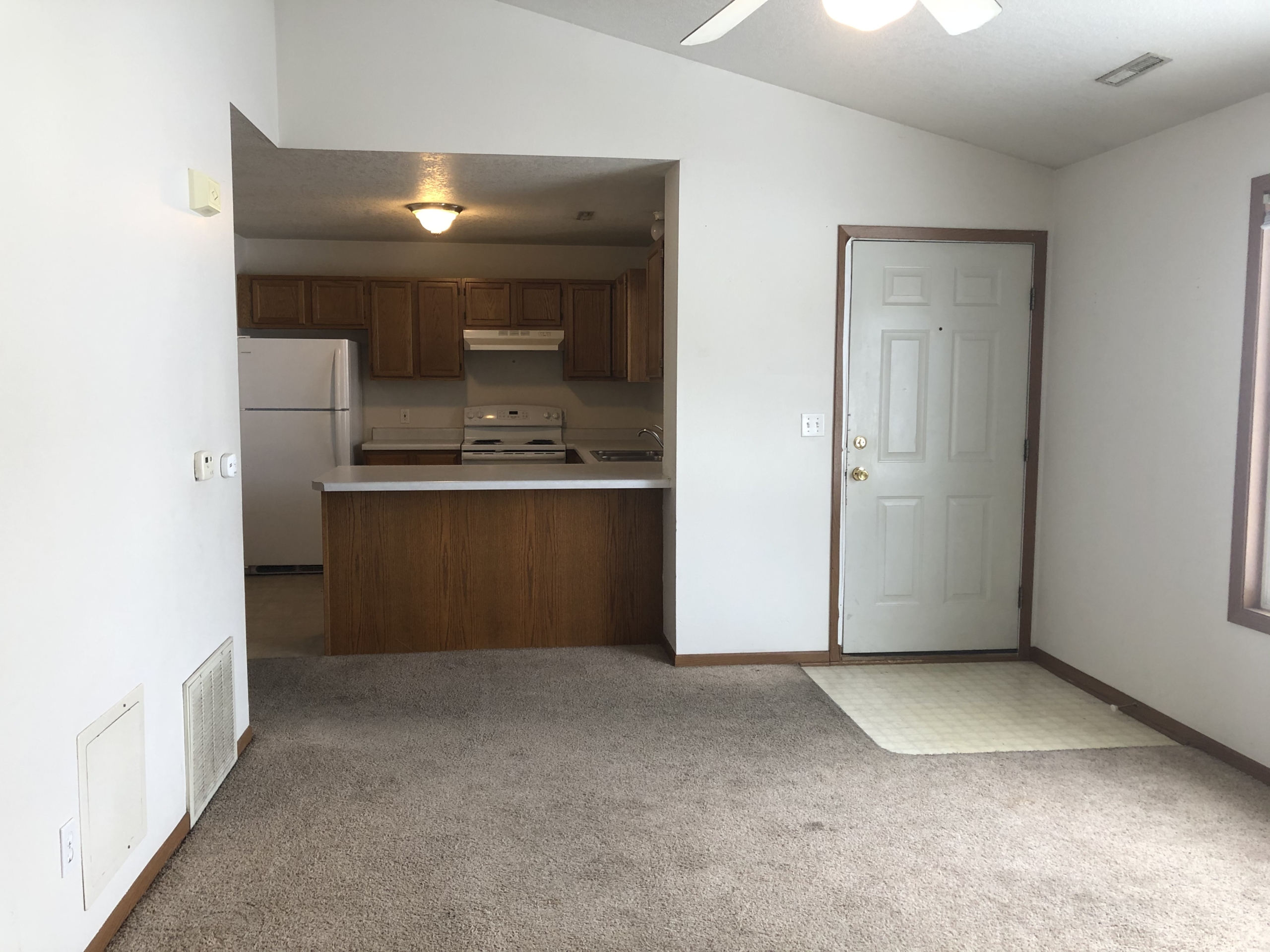 428 S 4th St