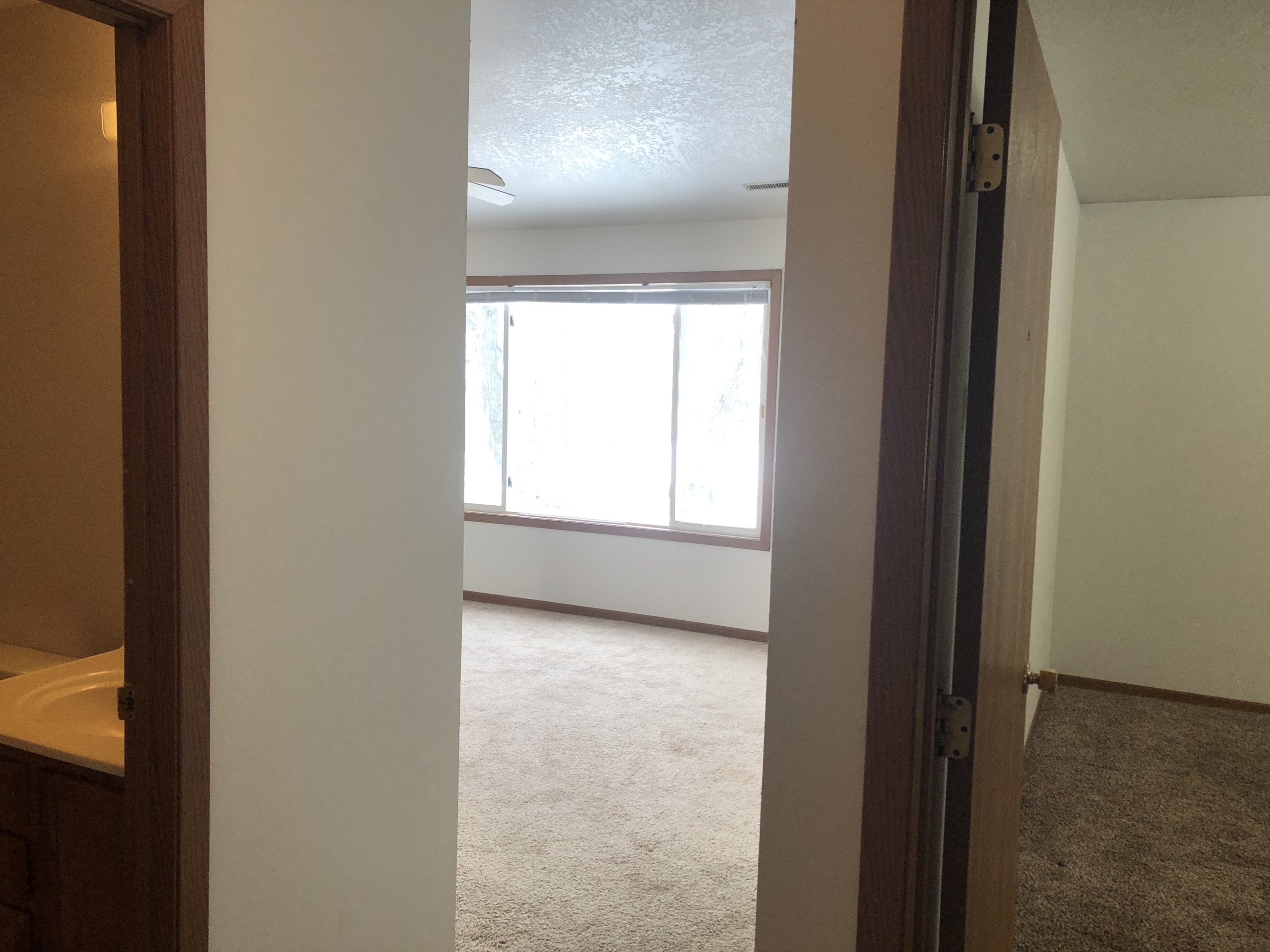 428 S 4th St