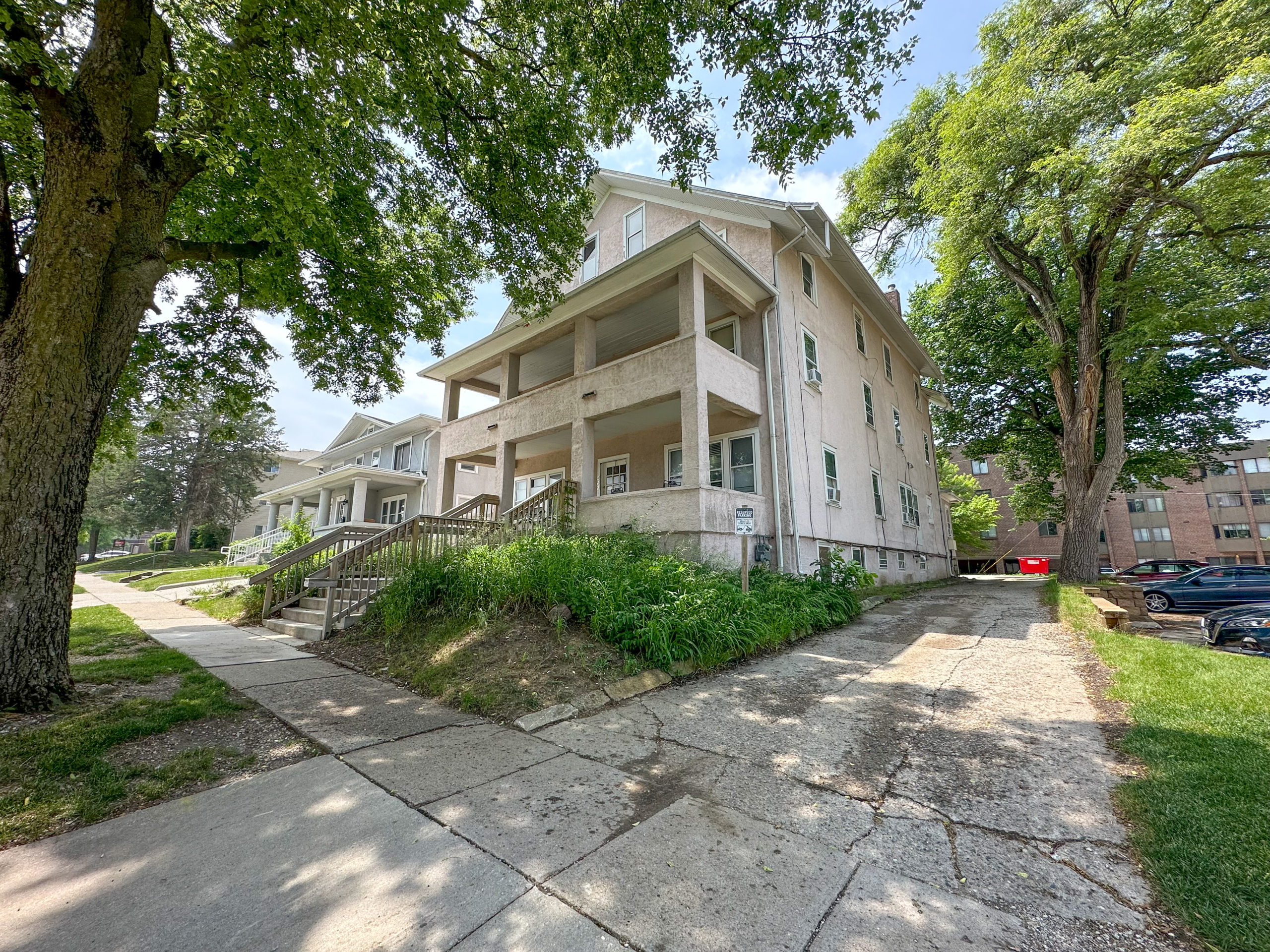 IMG_3950 233 Sheldon Ave