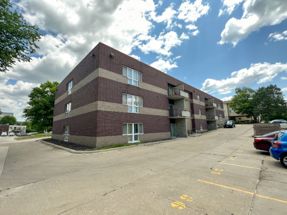 245 N. Hyland Ave