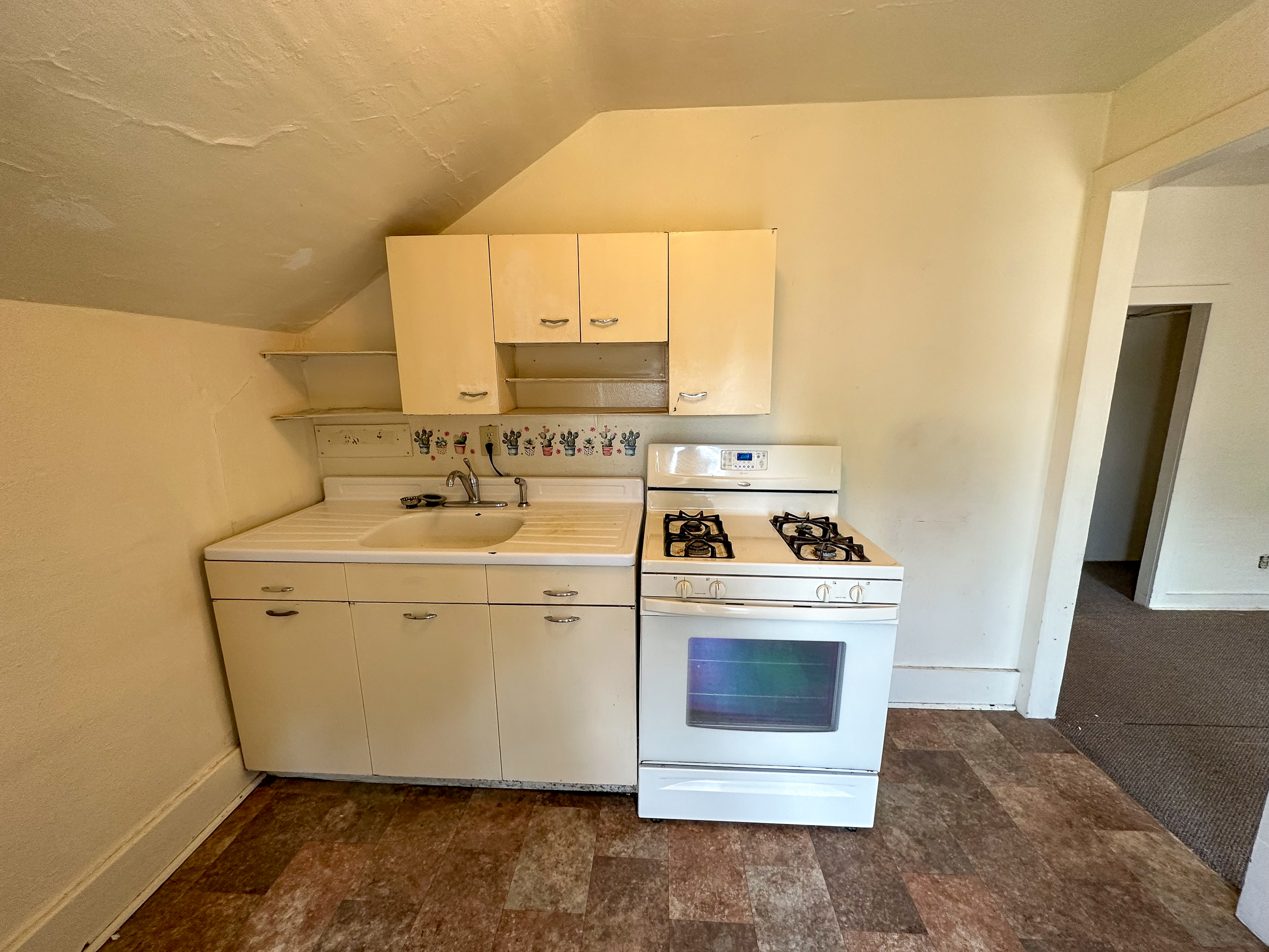 3322 Story St