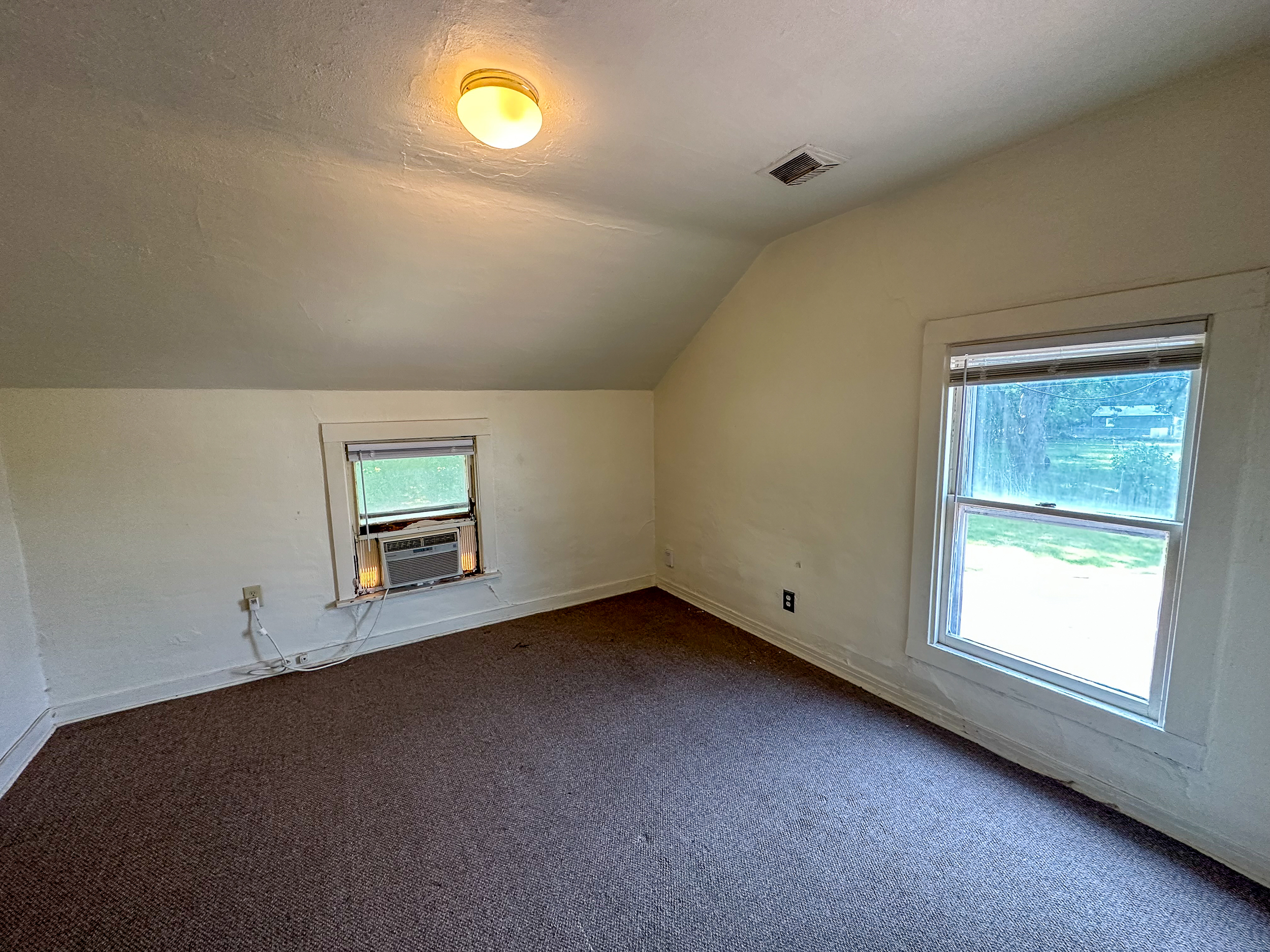 3322 Story St