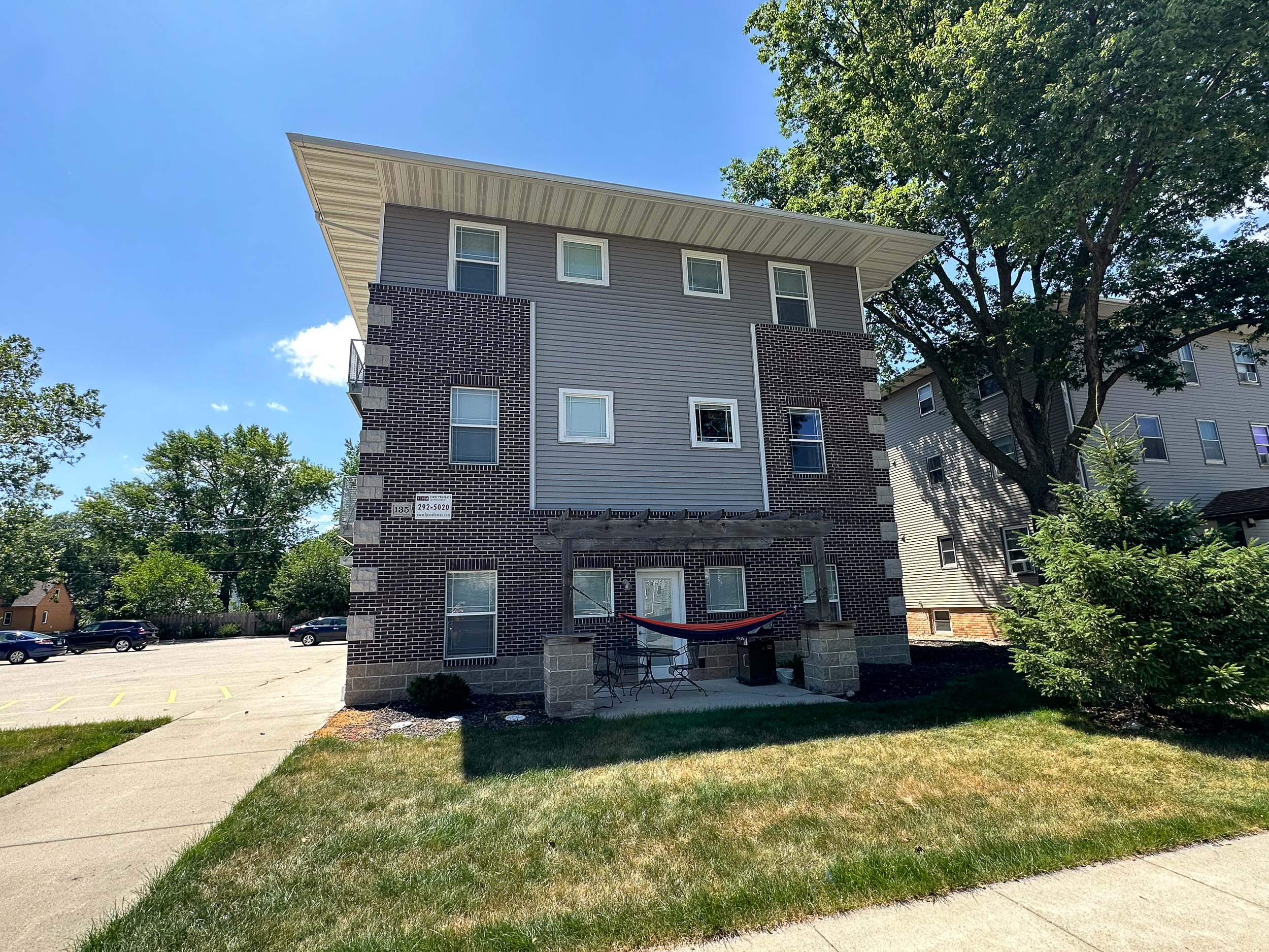 135 Campus Ave