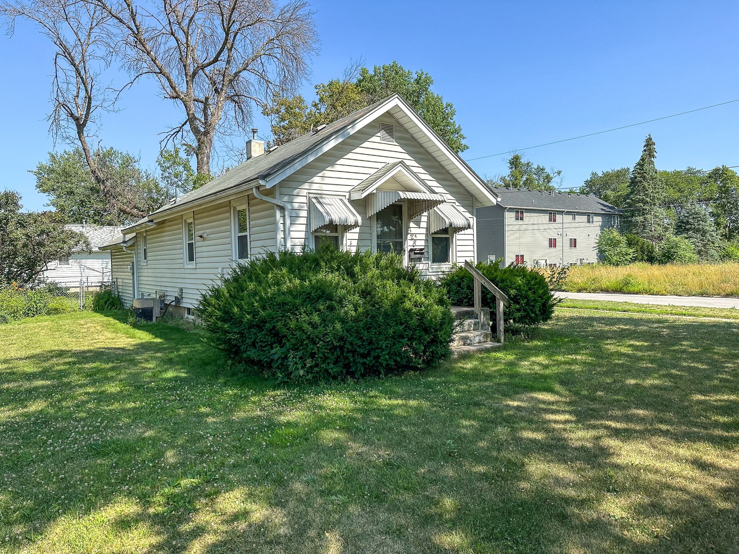 328 Washington Ave