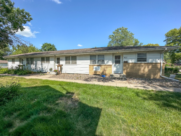 821-825 8th Street