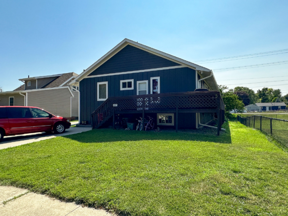2207-2209 Barr Drive Duplex