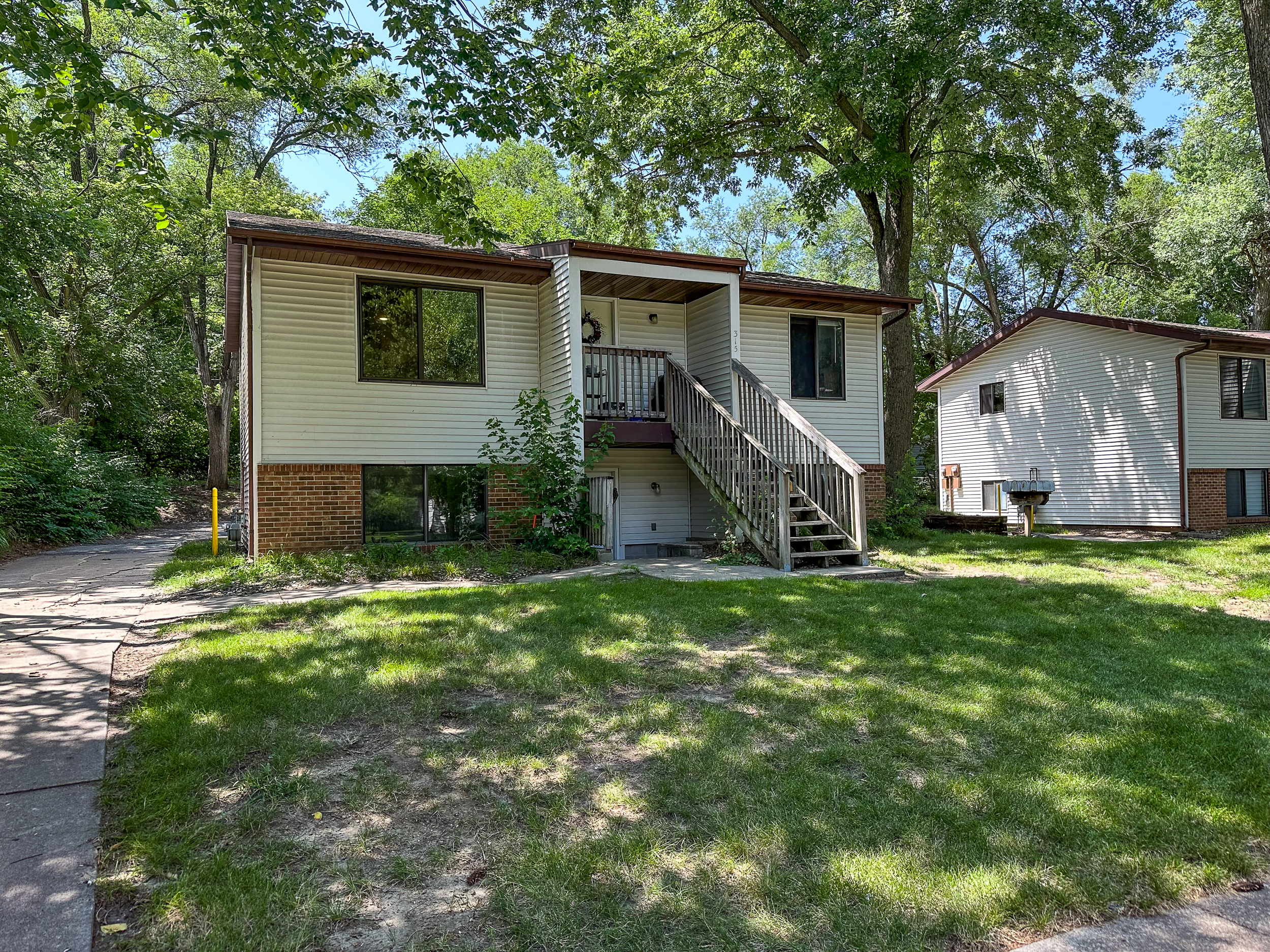 309-315 S. Franklin Ave Duplex