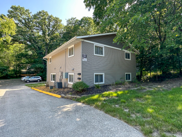 3008-3014 Oakland Duplex