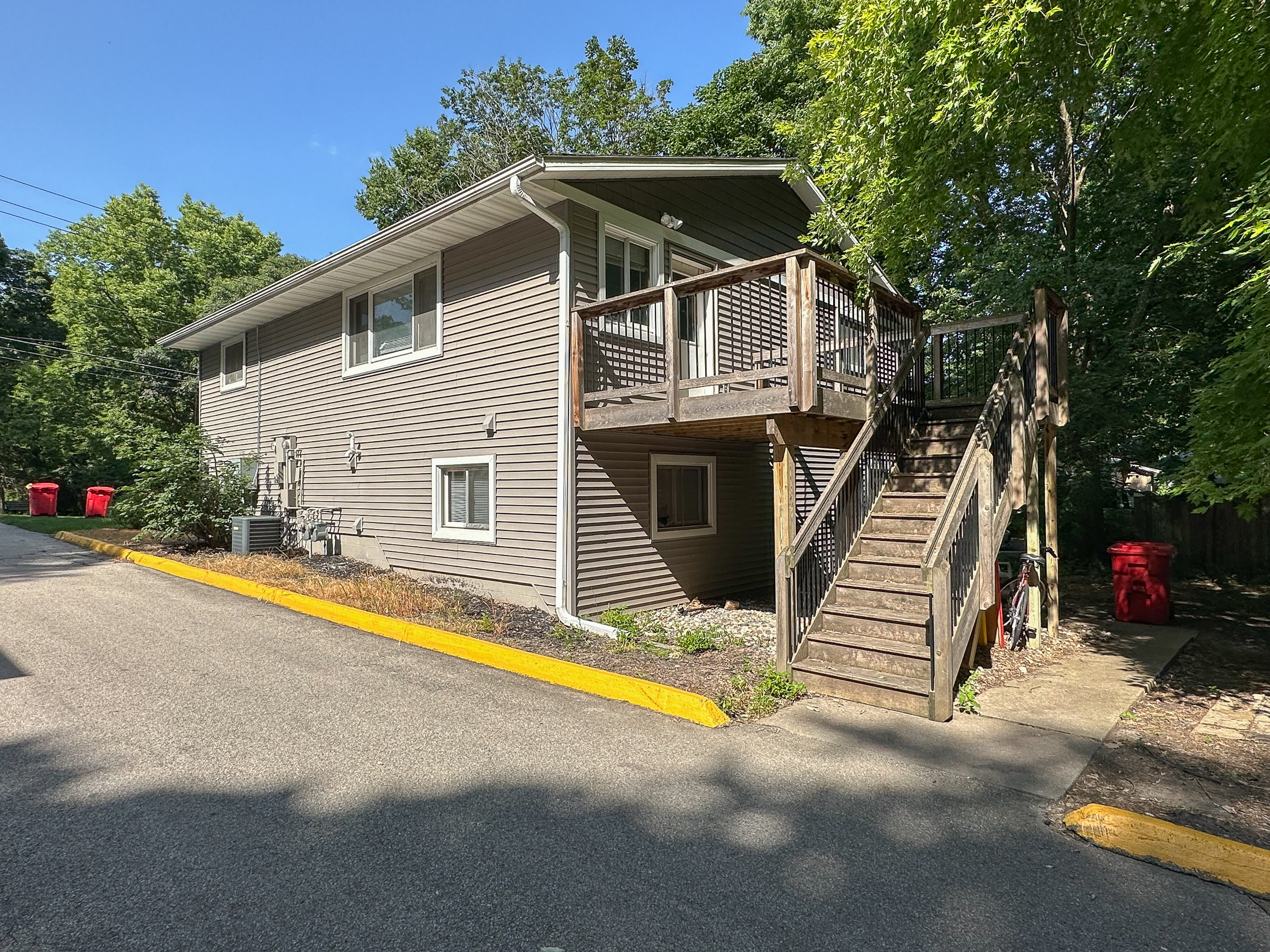 3008-3014 Oakland Duplex