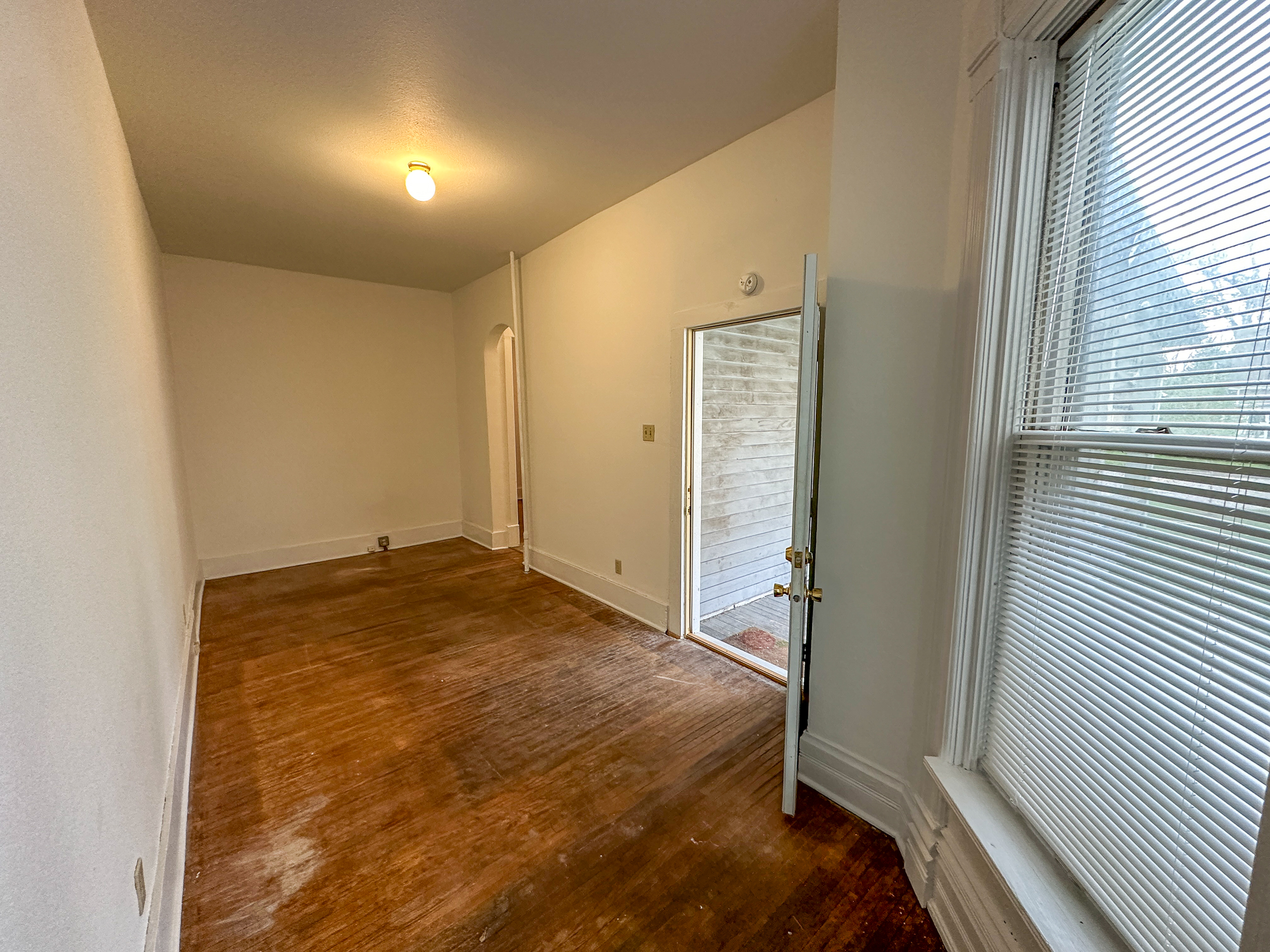621 Duff Ave