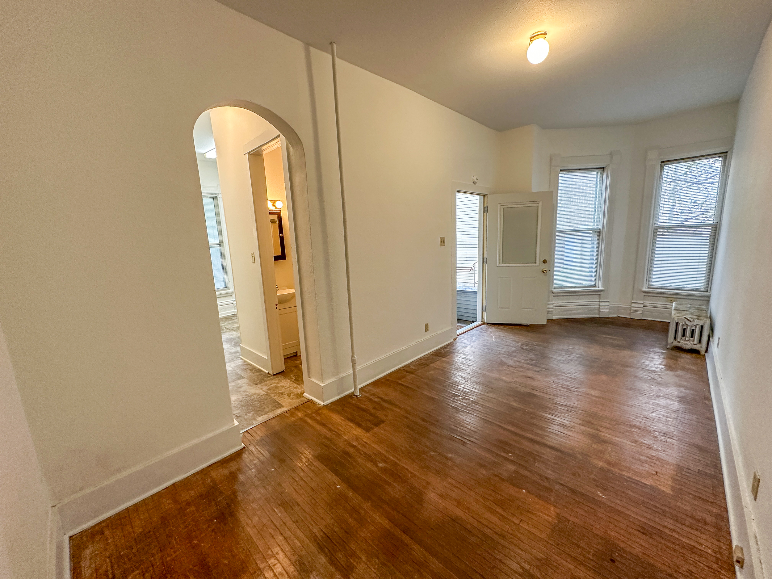 621 Duff Ave