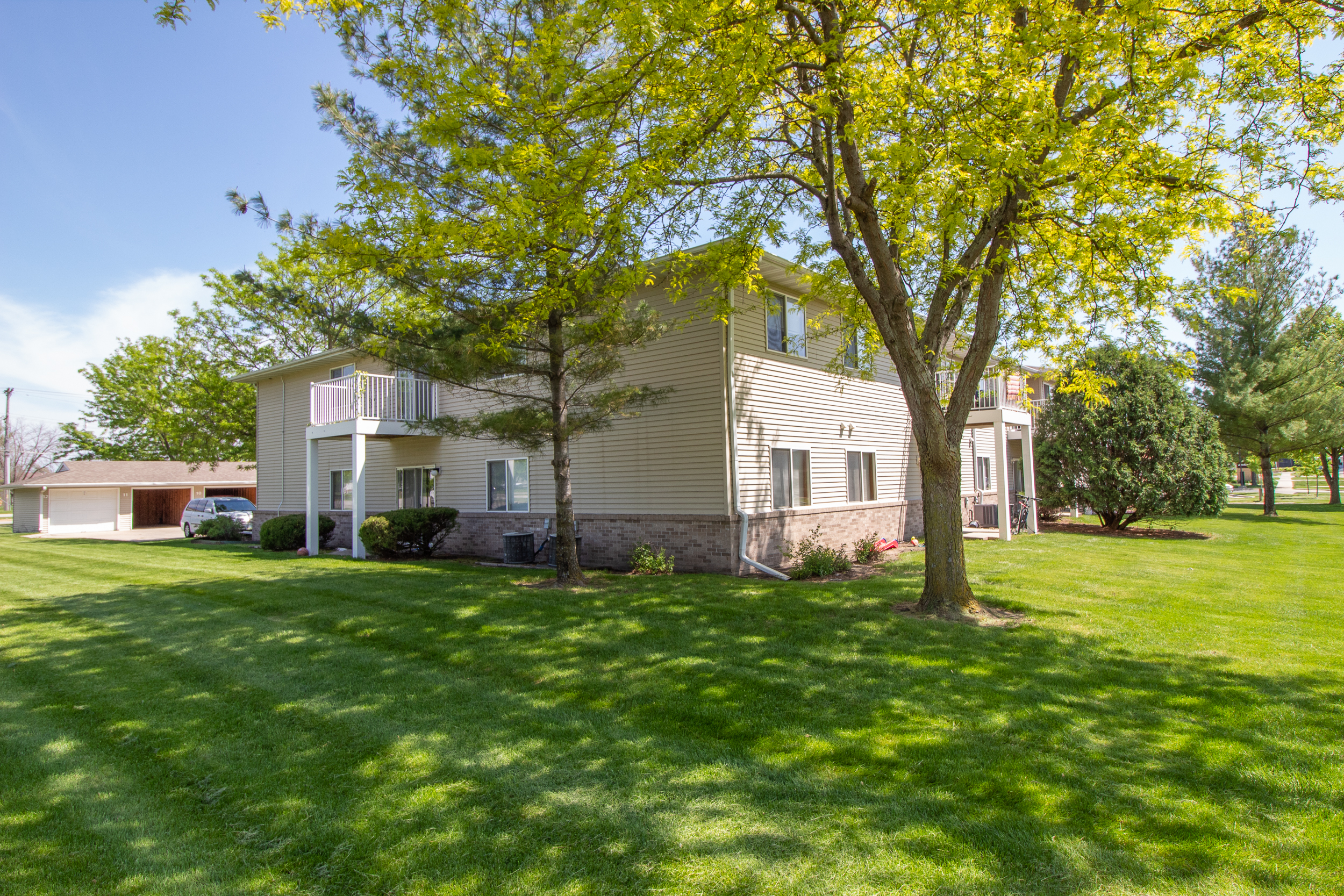 3406 Orion Dr
