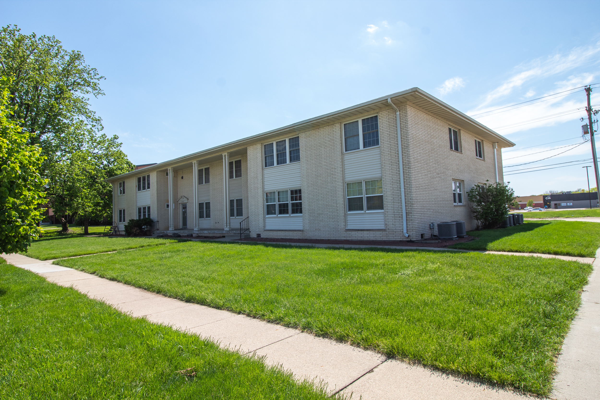 2707 Luther Drive