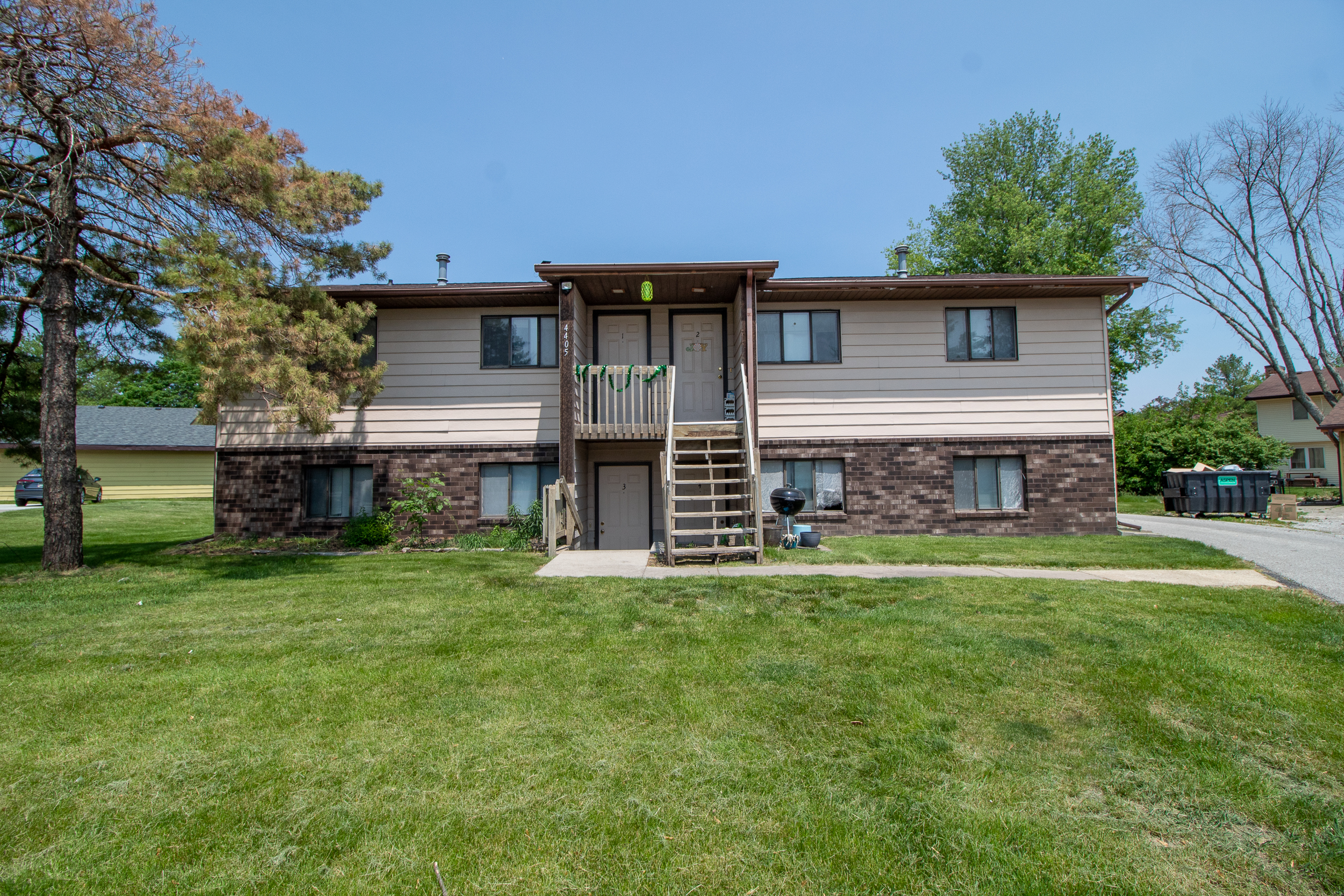 4405 Castlewood Pl Duplex