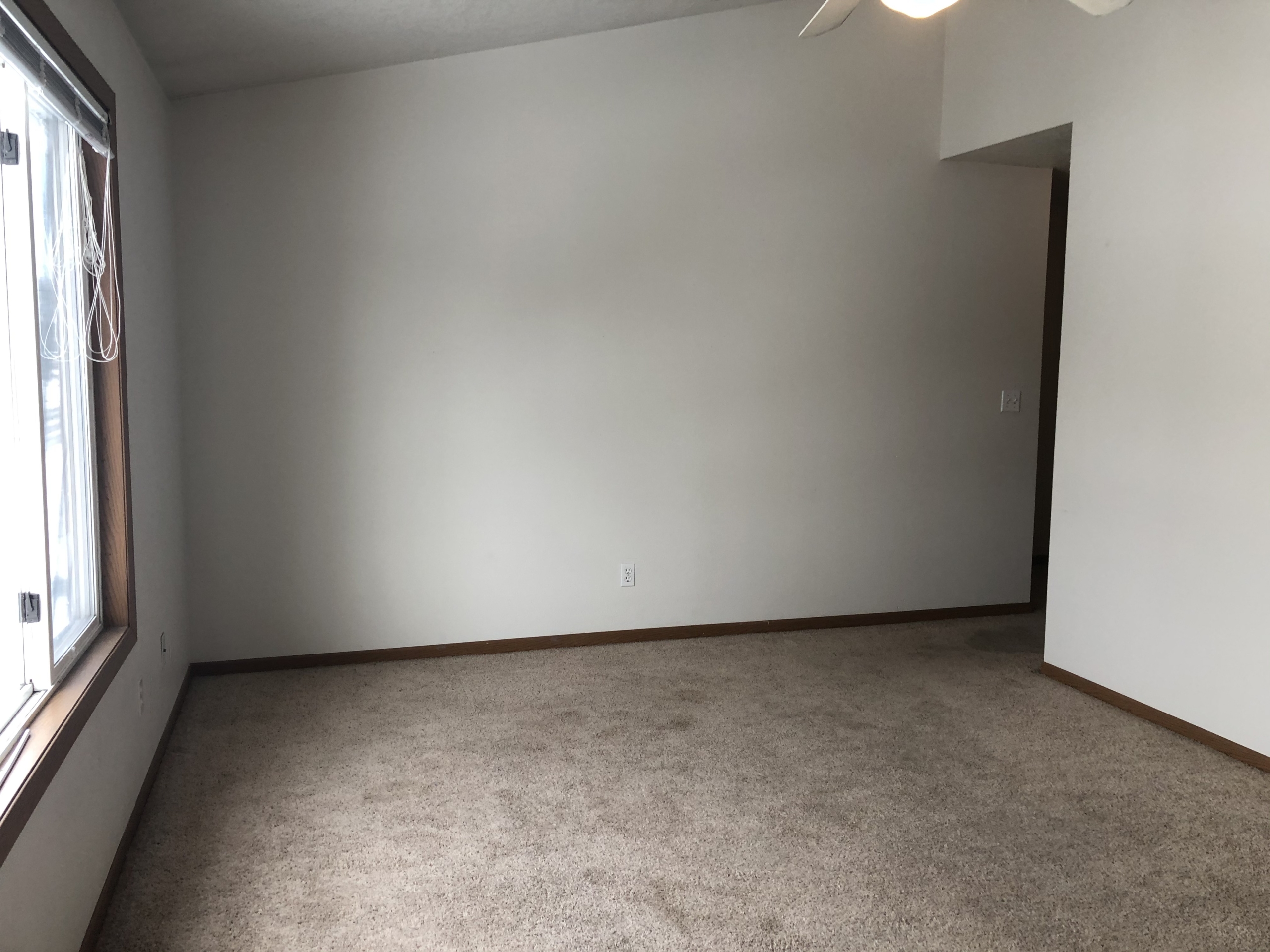 428 S 4th St