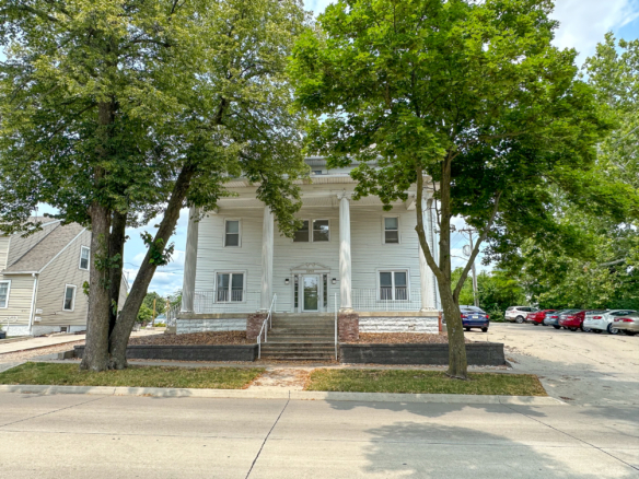 2717 West Street