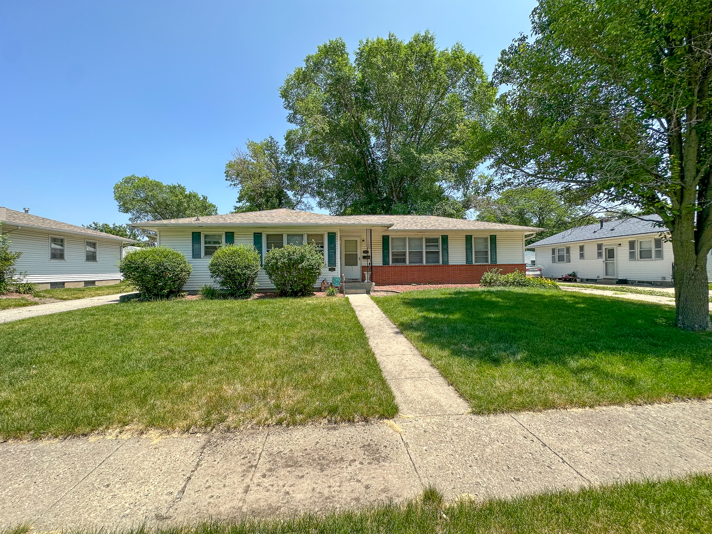 2310-2318 Ferndale Ave Duplex