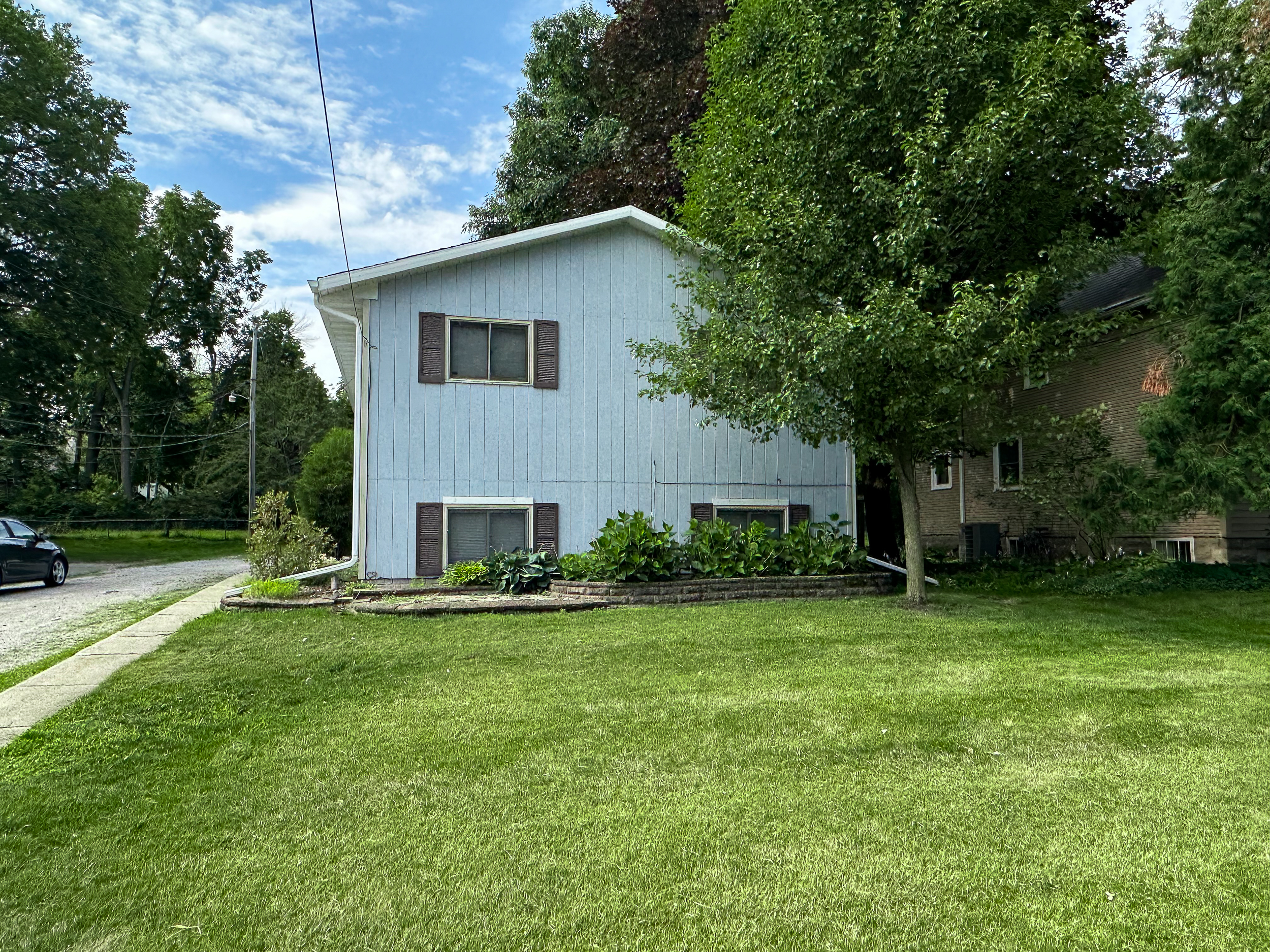 2912-2914 Oakland Street Duplex