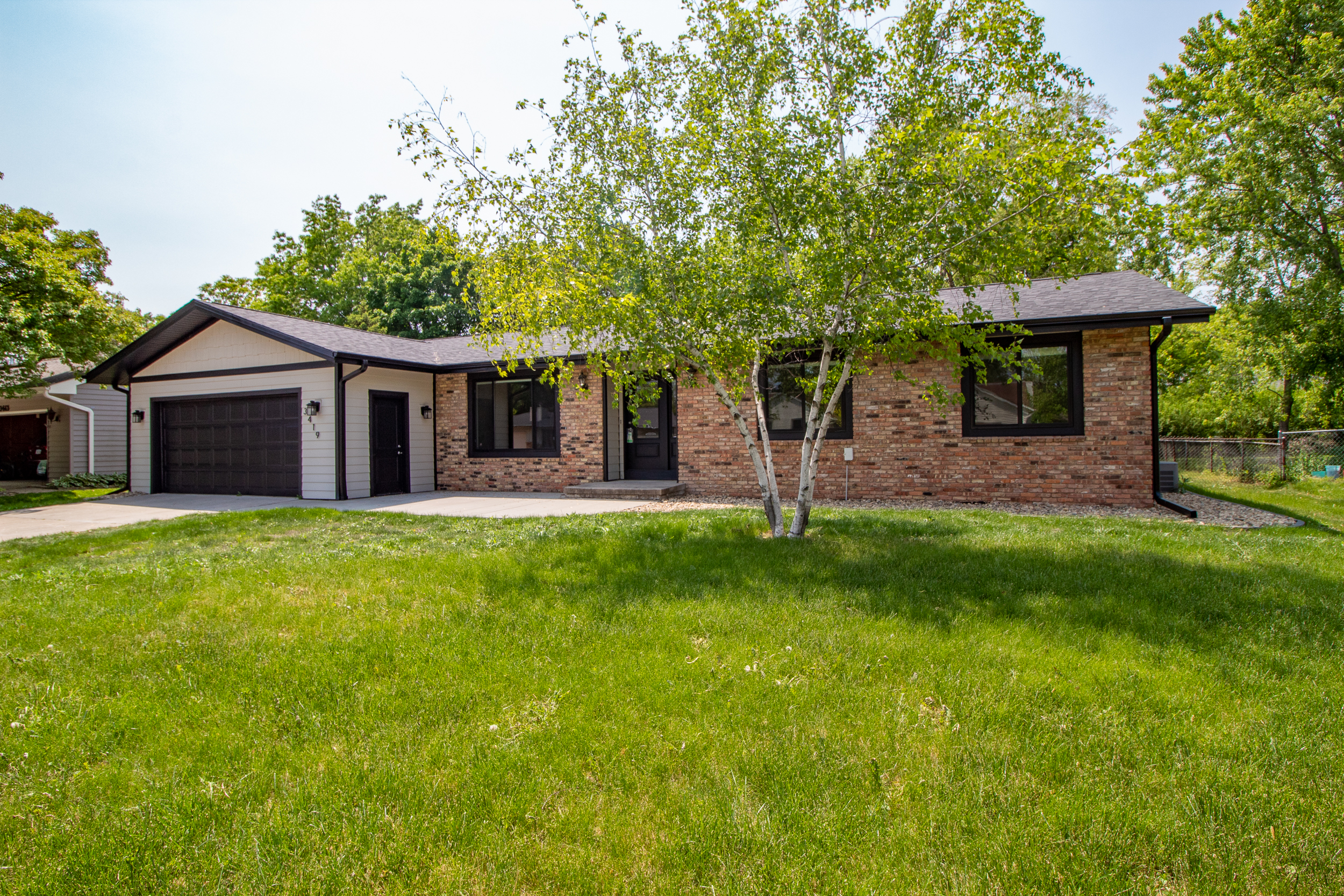 3419 Taft Ave