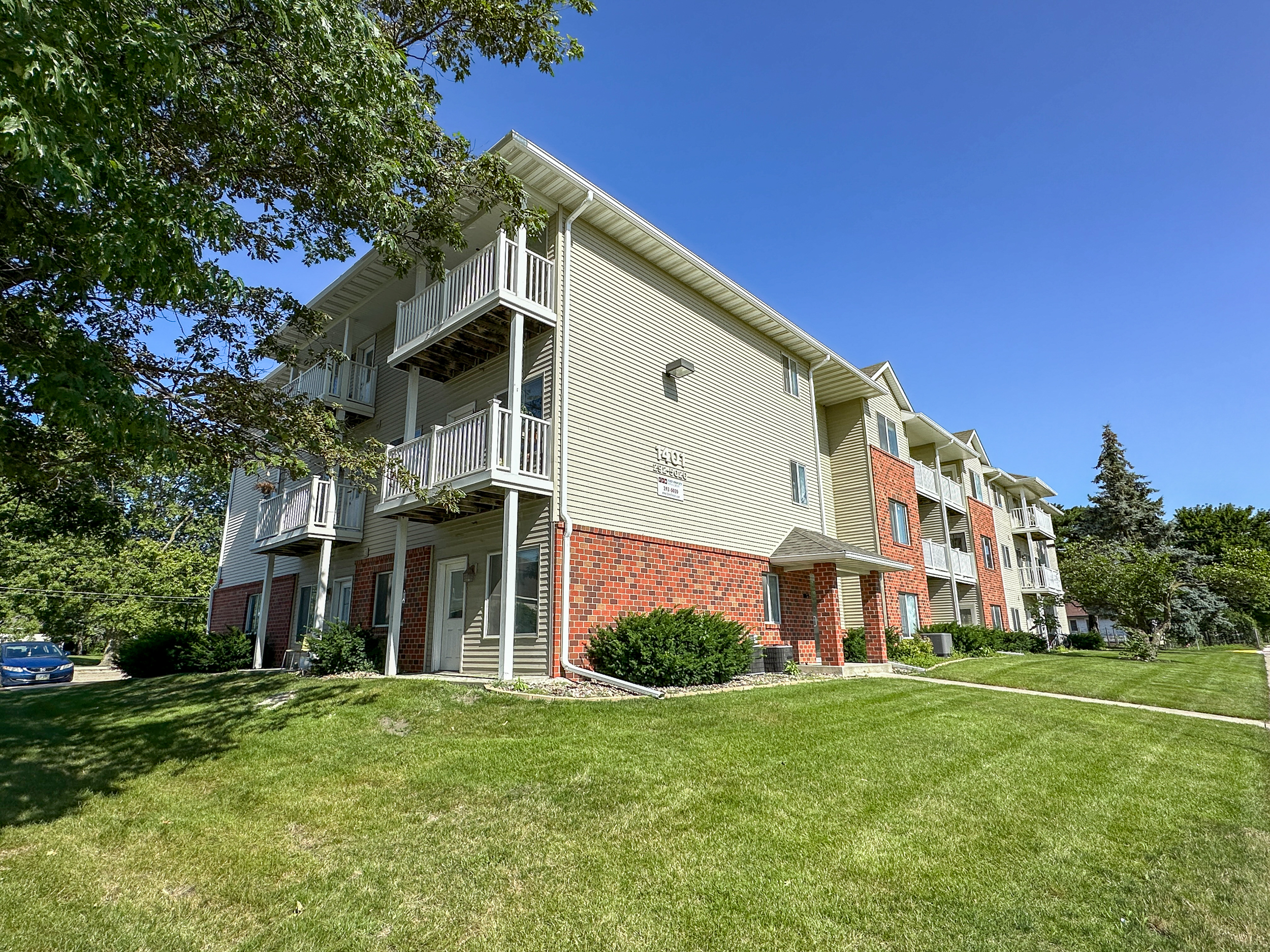 1401 N. Dakota Ave