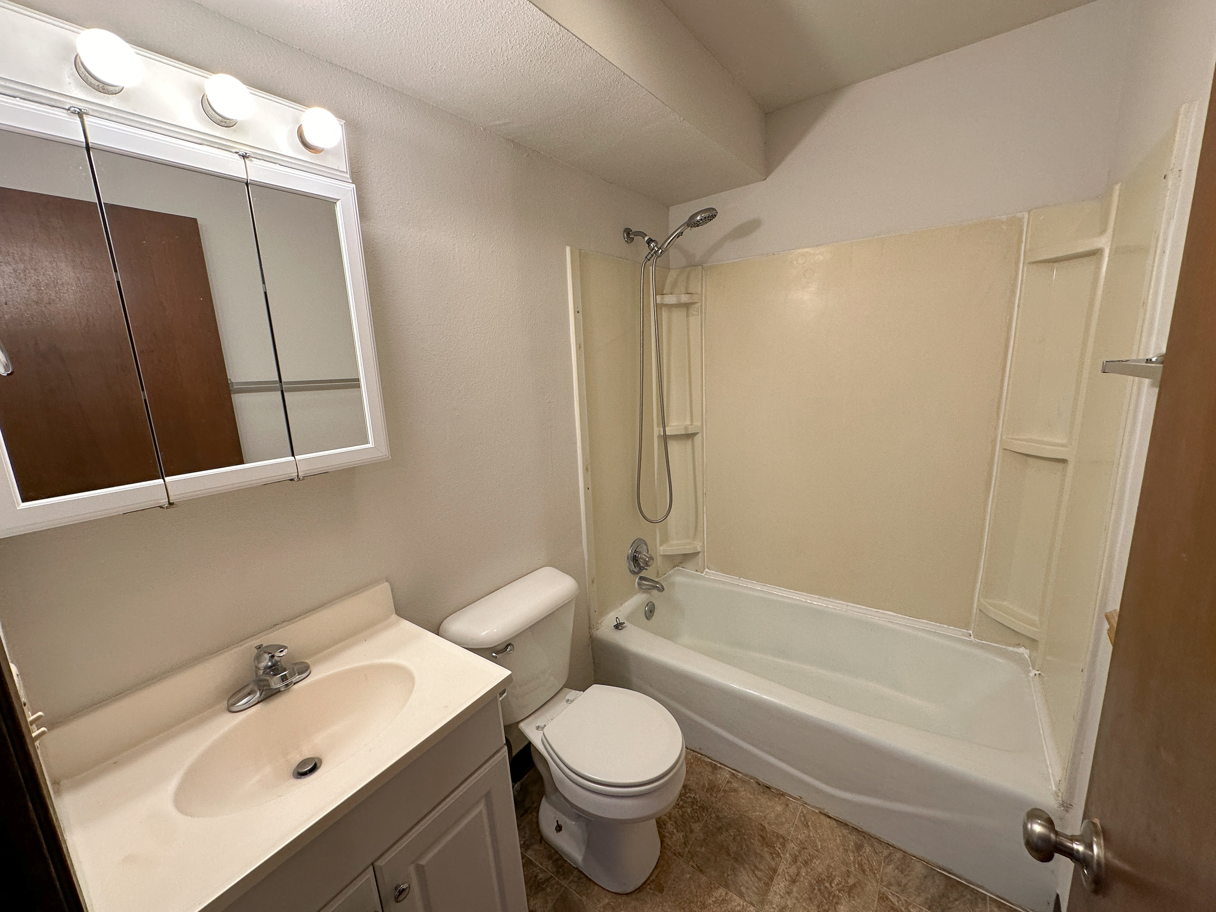 4411 Castlewood Pl – Remodeled