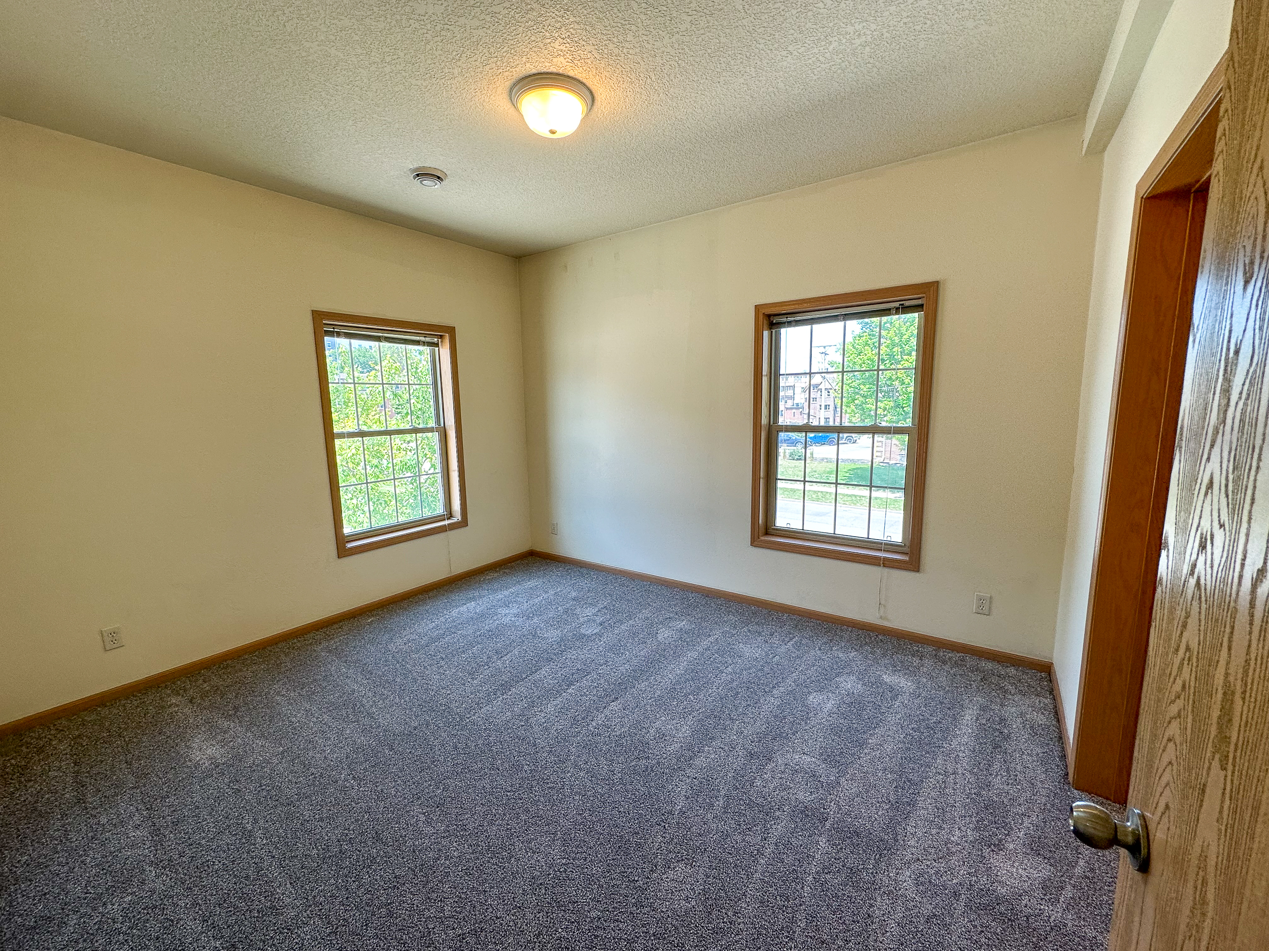 205 Beach Ave – Beach View