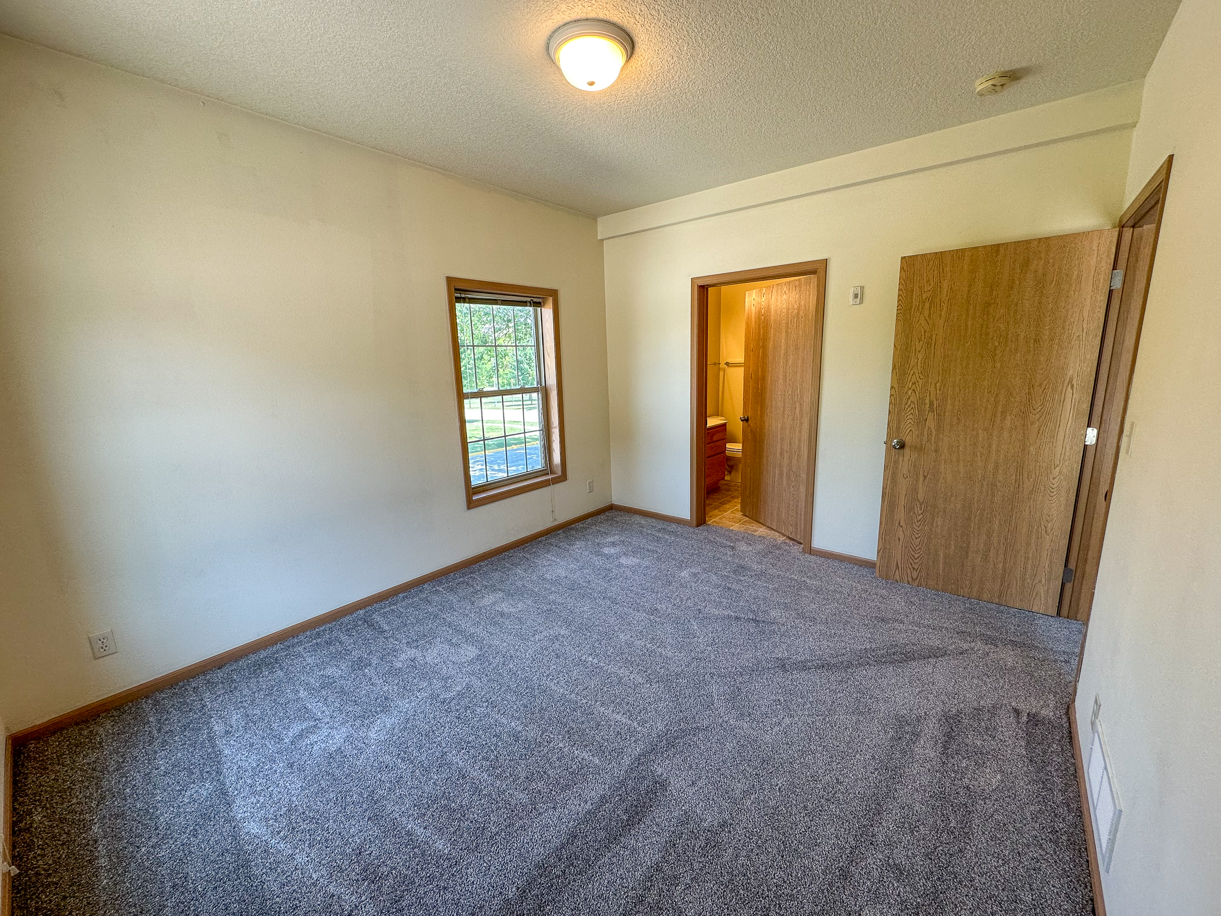 205 Beach Ave – Beach View