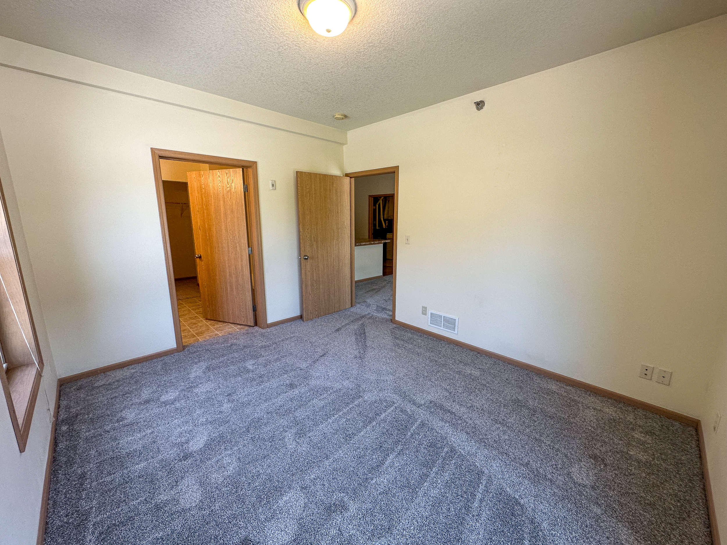 205 Beach Ave – Beach View