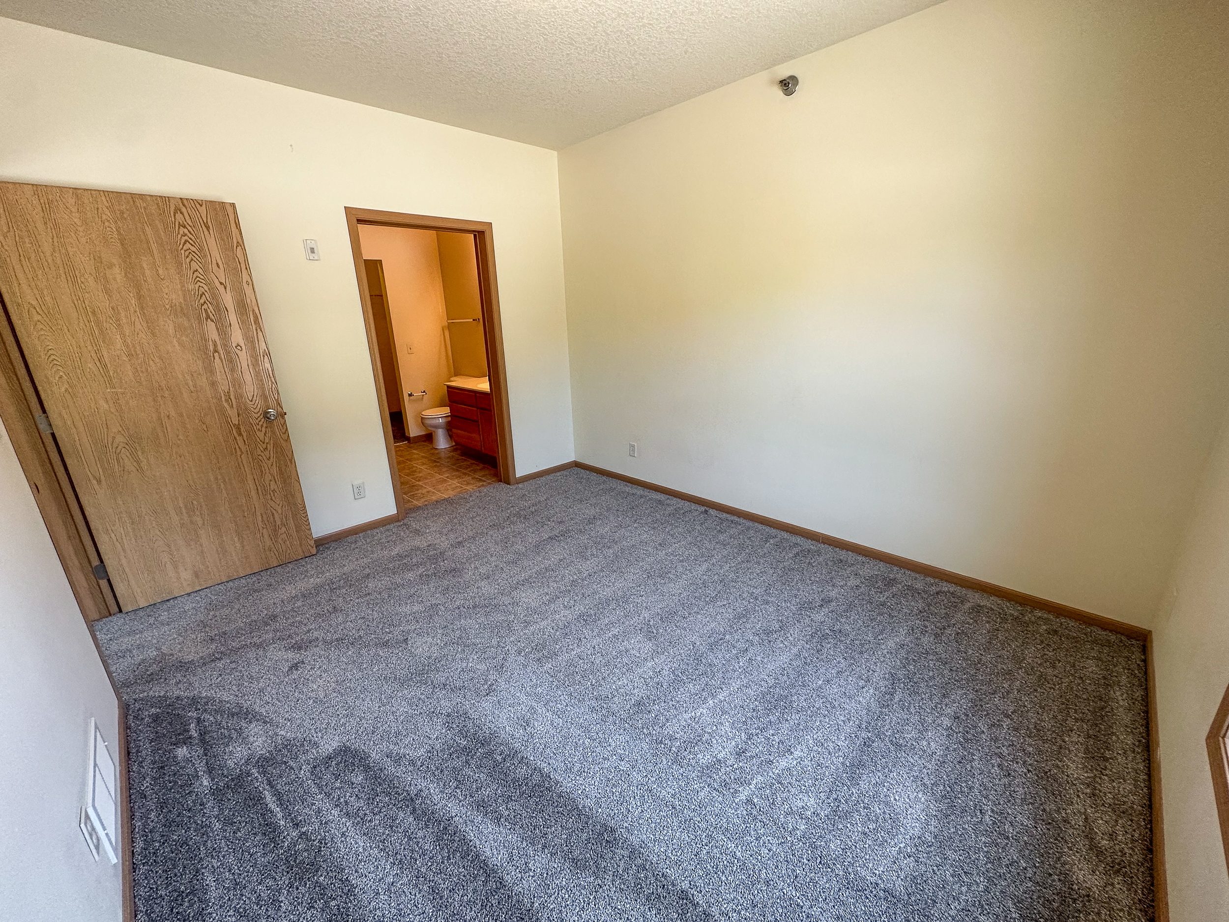 205 Beach Ave – Beach View